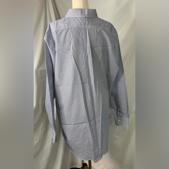 3/$10 Men’s Brooks Brothers Striped Collared Button Down Shirt neck size 17.5 - Picture 4 of 9